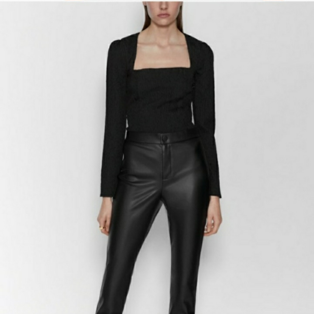 ZARA textured black body